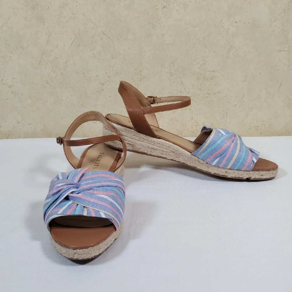 H203 Talbots blue & multi-color cotton espadrille sandals 9.5